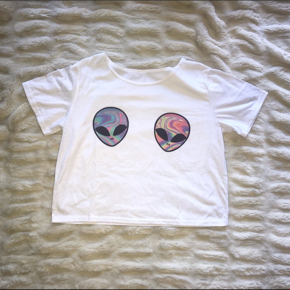 Alien crop top